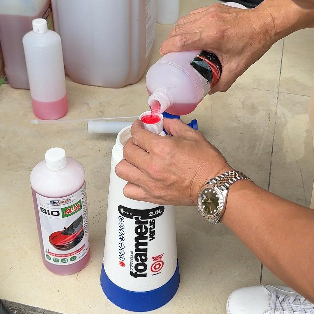 Cách pha Bio 45 cho bình Kwazar và đong bằng nắp chai 1L